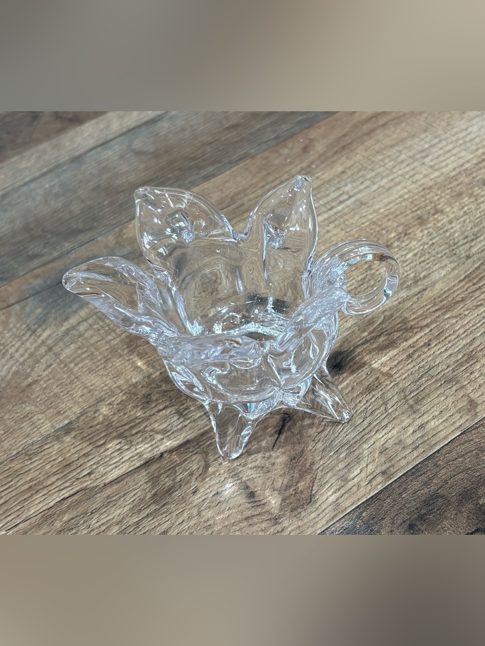 Lily Flower-Shaped Small Glass Bowl